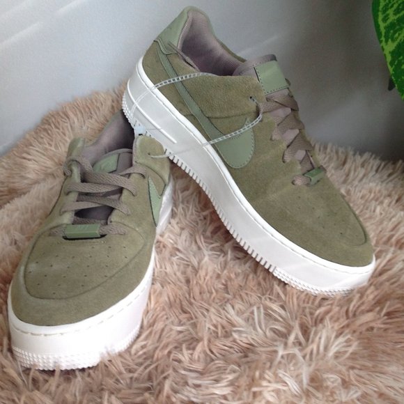 nike air force 1 sage low olive aura